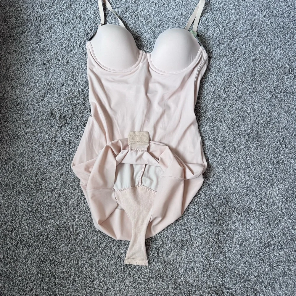 Maidenform endlessly smooth